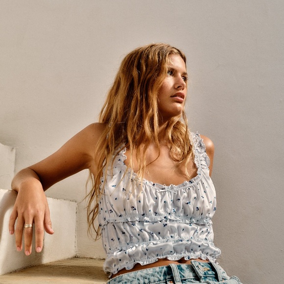 Zara Tops - Zara White and Blue Ruffled Top